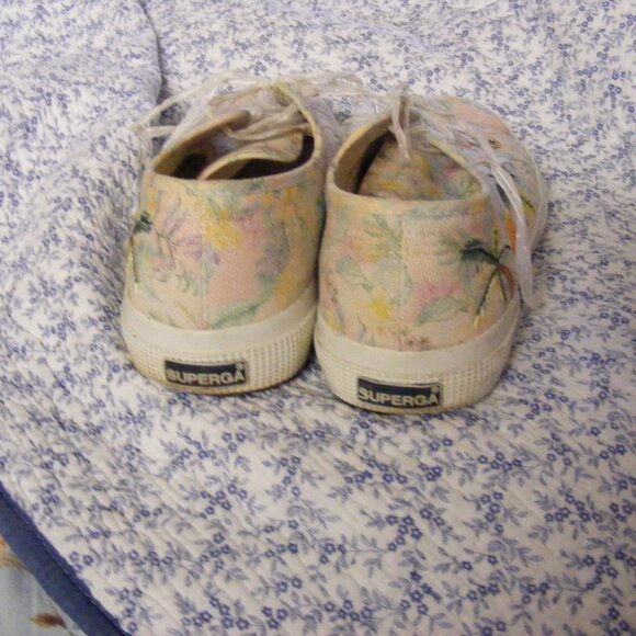 Ladies Size 8.5 Sunset Tropical Shoes Sneakers by Superga - Picture 4 of 8